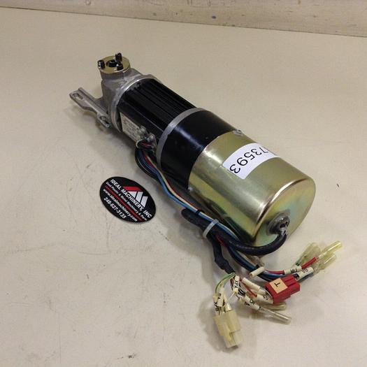 Used YASKAWA AC Servo Motor USASEM-02YRW11 Used