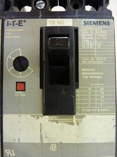 Used SIEMENS 2 Amp Circuit Breaker ED63A002 #42327
