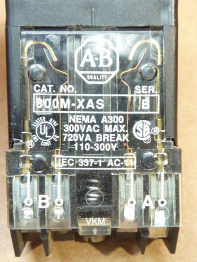 Used ALLEN BRADLEY Push Button 800MB-CA1 #38173