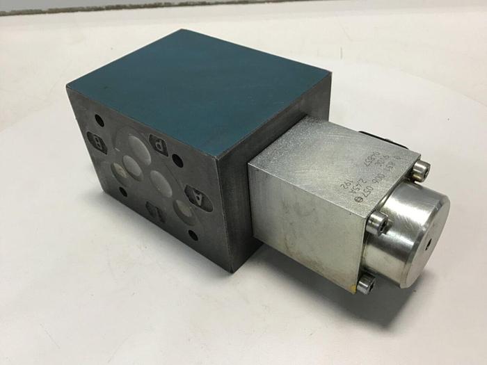 Used BOSCH Valve 0 811 403 026 #144705