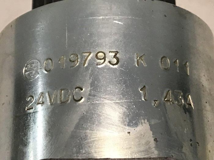 Used MANNESMANN REXROTH Valve 4WE10EA33/CG24N9K4 Used