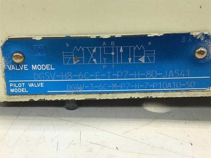 Used TOKIMEC Valve DG5V-H8-6C-E-T-P7-H-80-JAS41 Used