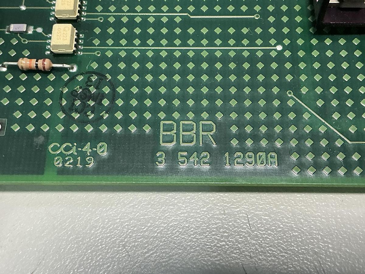 Used CINCINNATI MILACRON 3 542 1290A