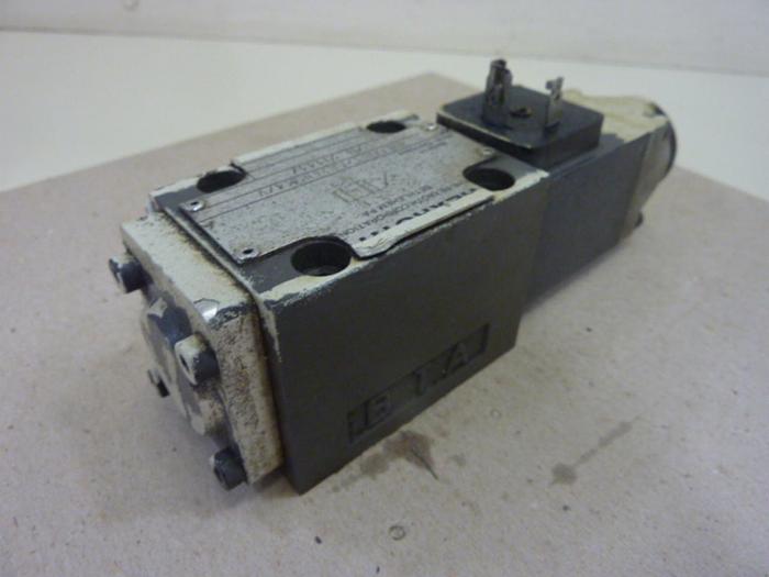 Used REXROTH Solenoid Valve 4WE6D51AG24N9K4V #49620
