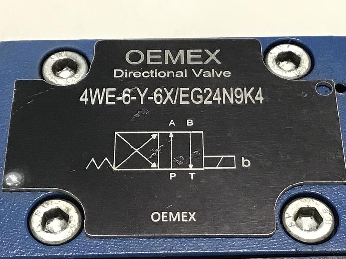 Used BOSCH 0 811 404 616 SERVO VALVE USED #144625