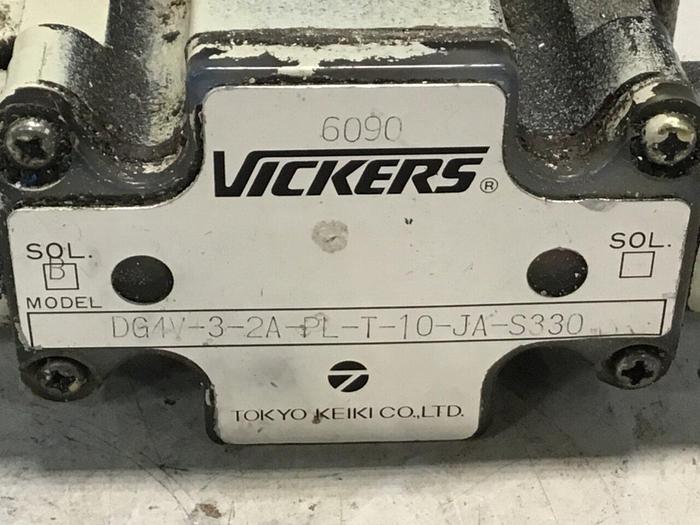 Used VICKERS Valve DG4V32APLT10JAS330 #138069