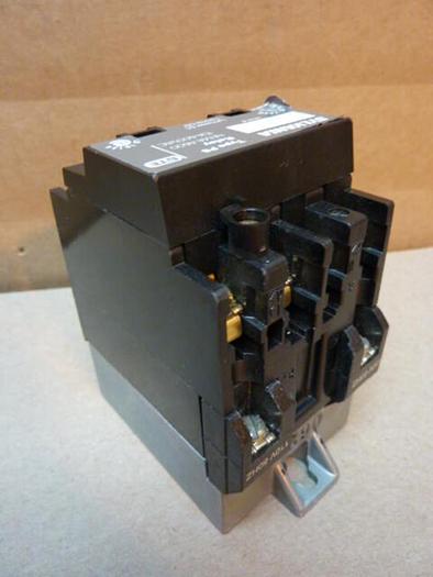 Used SYLVANIA Control Relay P6-20-76 #29447