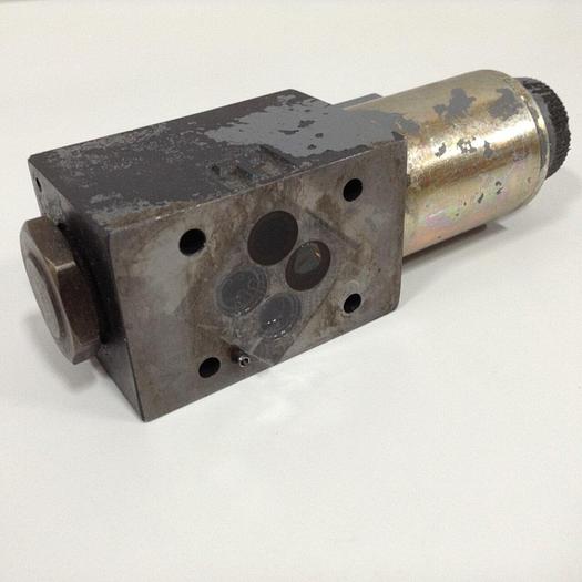 Used VICKERS Valve DG4V3S22AMUHL760EN490 Used