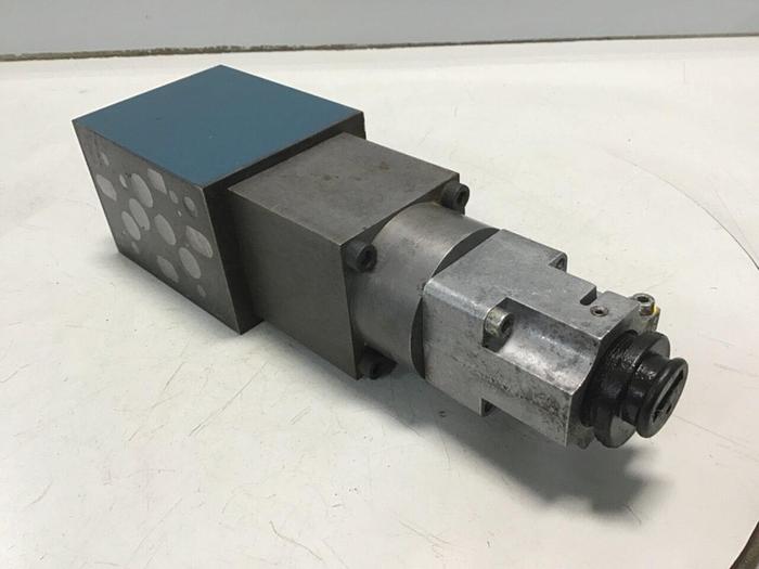Used BOSCH Servo Proportional Valve 0 811 403 001 Used
