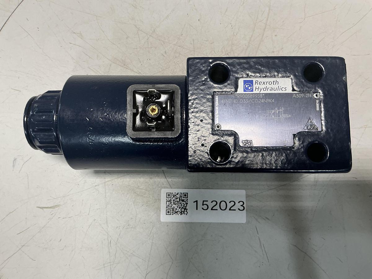 Used REXROTH 4WE 10 D33/CG24N9K4