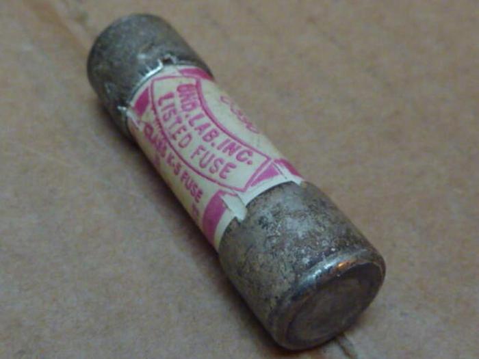 Used GOULD / SHAWMUT 4 Amp Fuse TR4 #26933