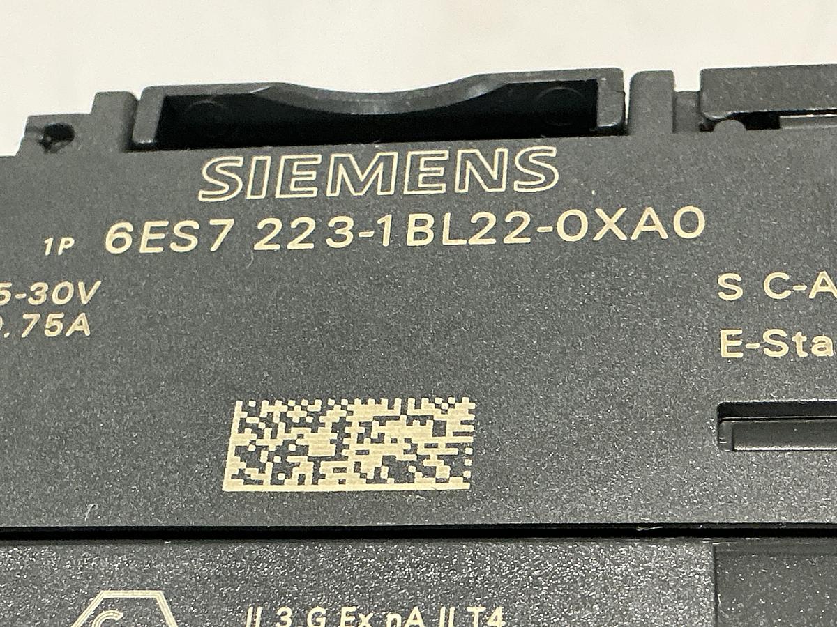 Used SIEMENS 6ES7 223-1BL22-0XA0