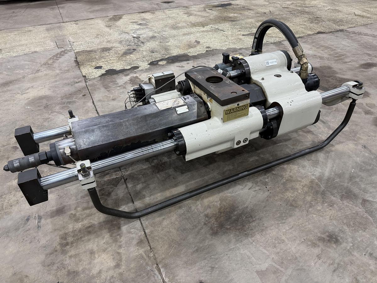 Used CINCINNATI MILACRON VSX85-2.27