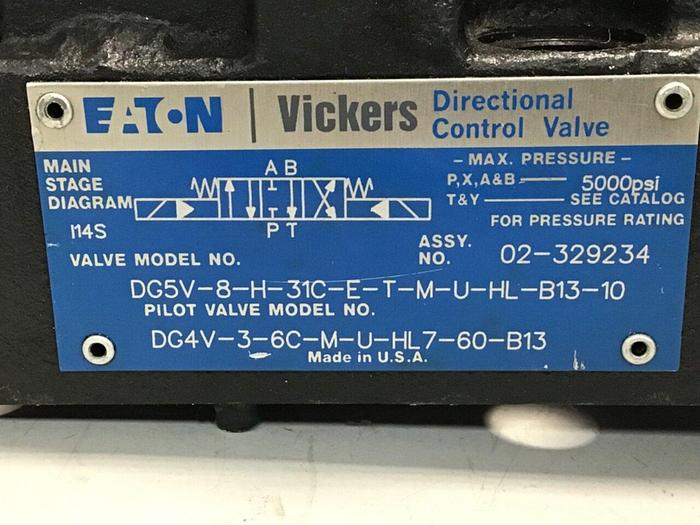 Used VICKERS Directional Control Valve DG4V-3-6C-M-U-HL7-60-B13 Used