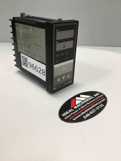 Used RKC Temperature Control REX-C400FK03VAB #96628