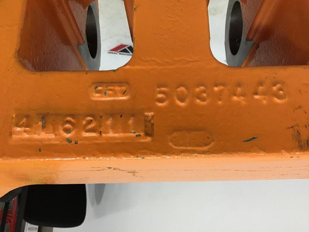 Used CINCINNATI MILACRON Rear Platen 5037443 #131557