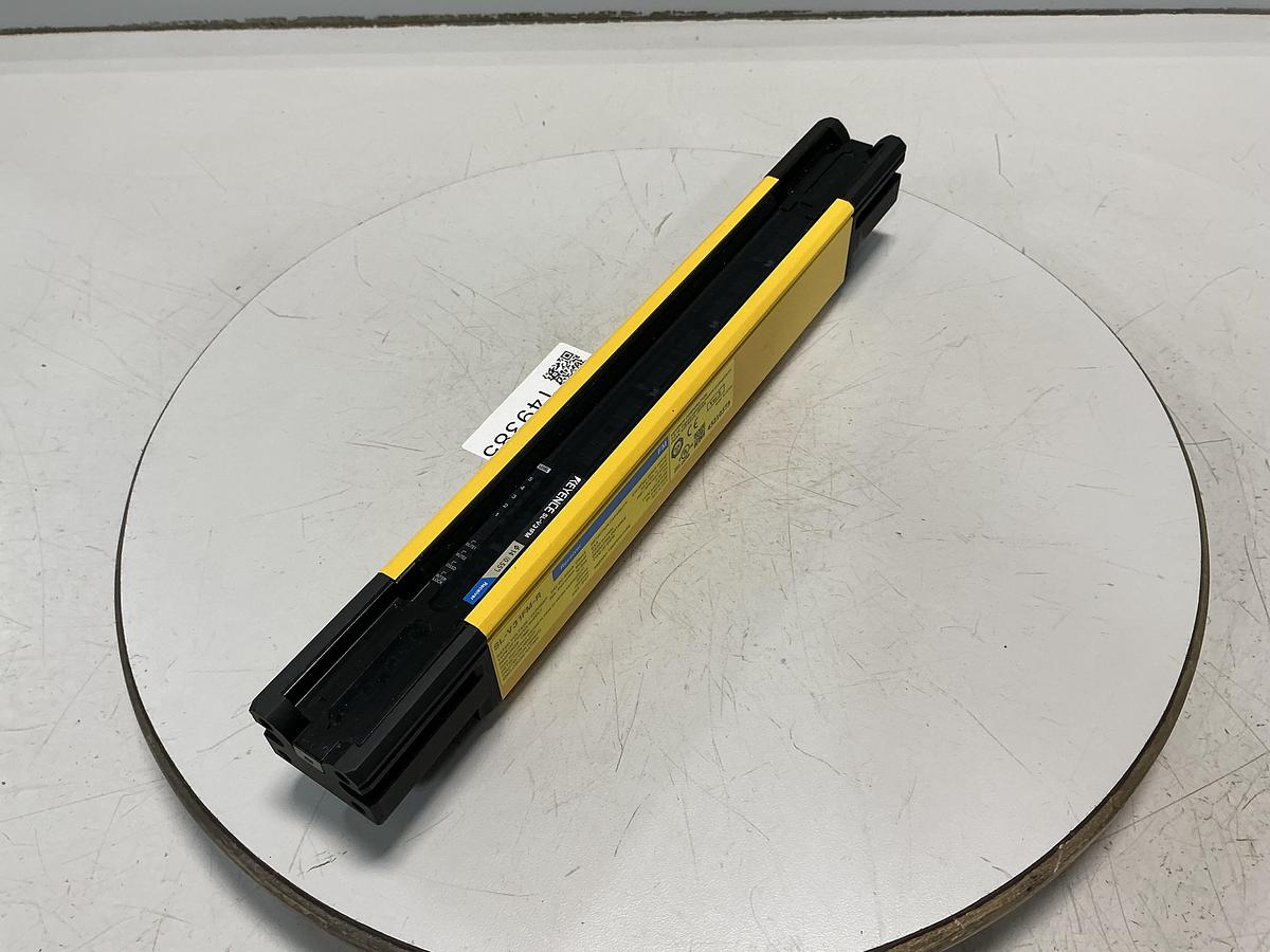 Used KEYENCE SL-V31FM-R