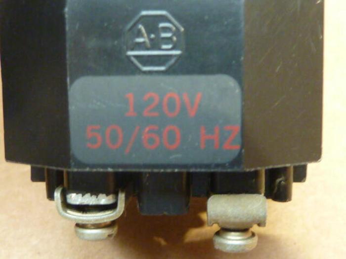 Used ALLEN BRADLEY Push Button 800T-PB16 RED #38158