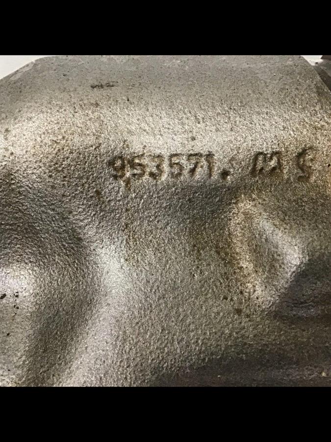 Used BRUENINGHAUS HYDRAULIK Pump AA10VS028DFR1/30R-PKC #127615