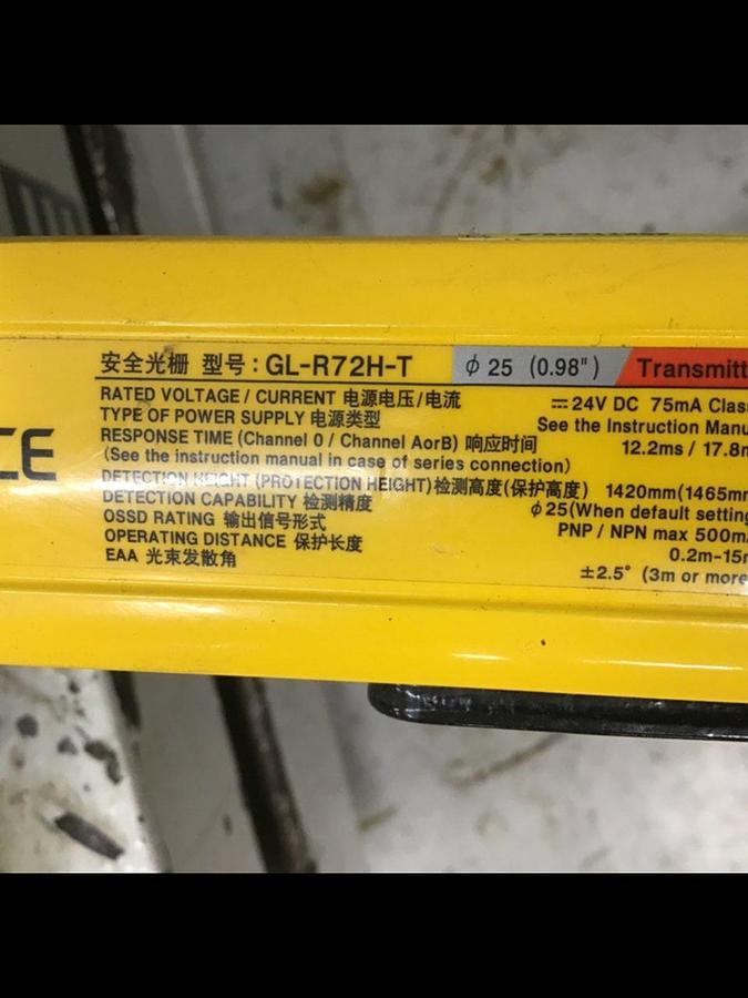 Used KEYENCE CORP Light Curtain GL-R72H-T USED