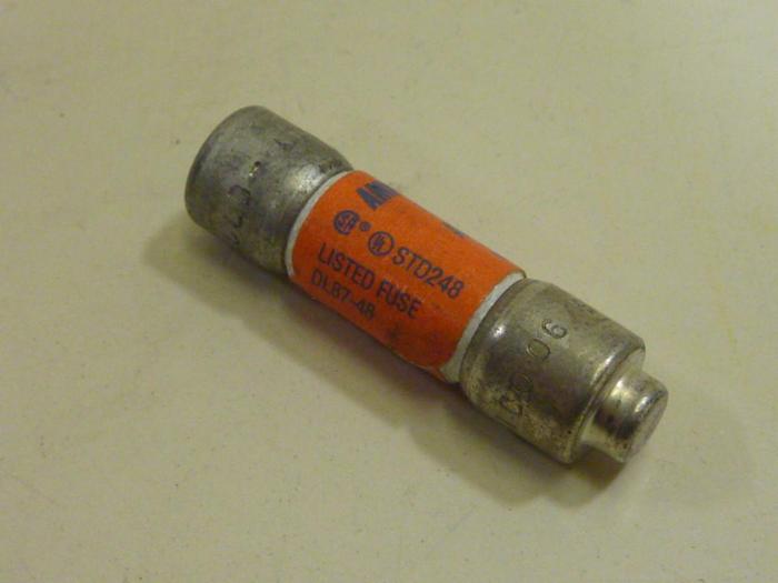 Used FERRAZ SHAWMUT 8 Amp Fuse ATQR8 #62353