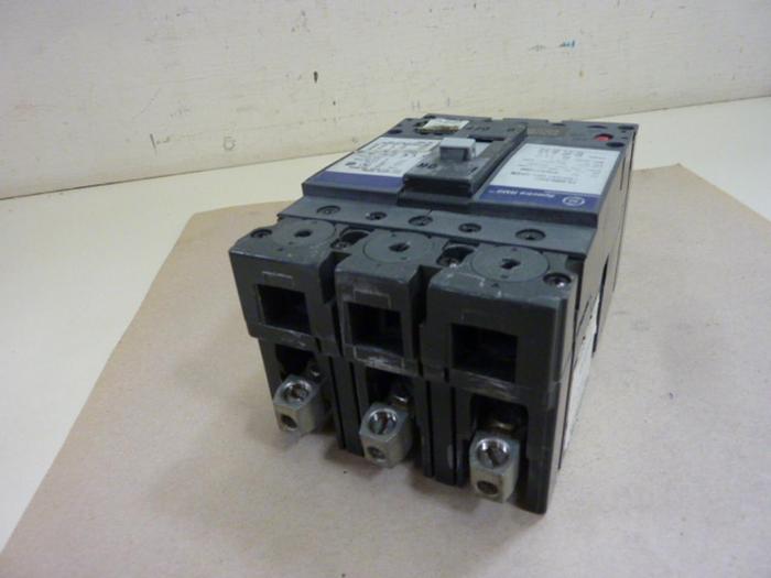 Used GENERAL ELECTRIC 50 Amp Circuit Breaker SEHA38A10060 #60357