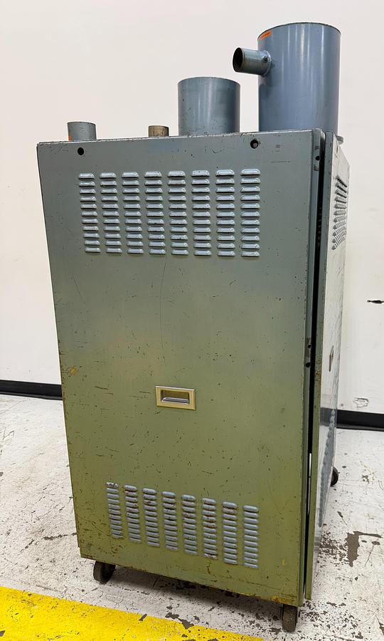 Used CONAIR FRANKLIN Desiccant Dryer D200 DC2H4001010S USED Needs to be cleaned