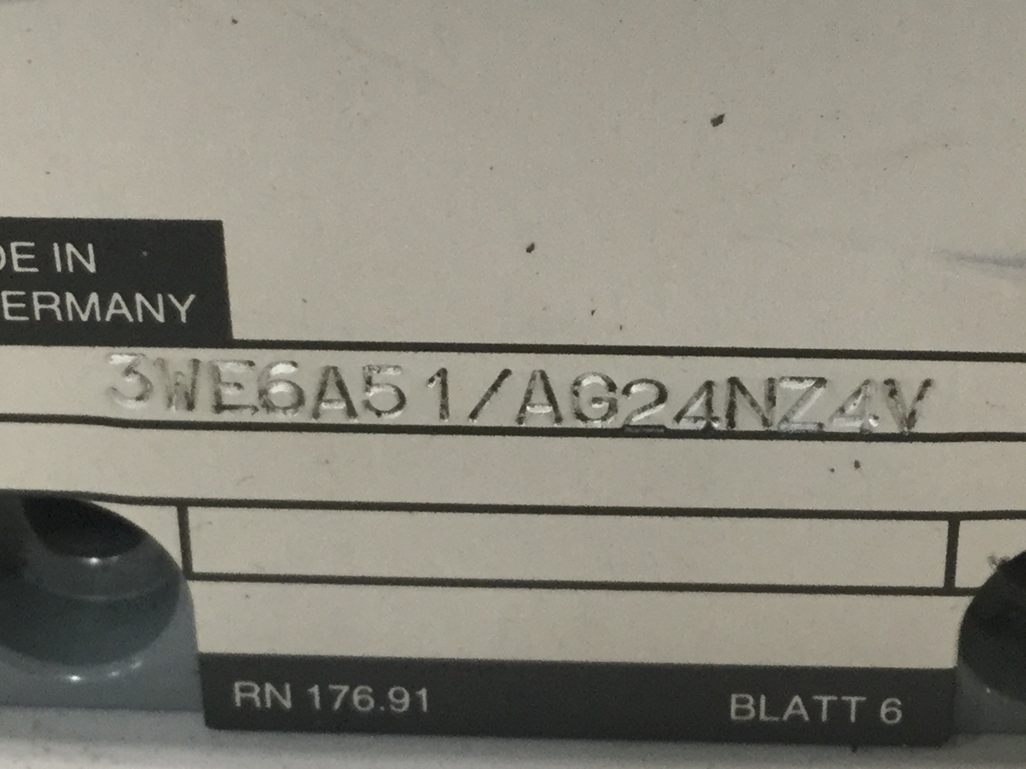 Used REXROTH Valve 3WE6A51AG24NZ4V Used