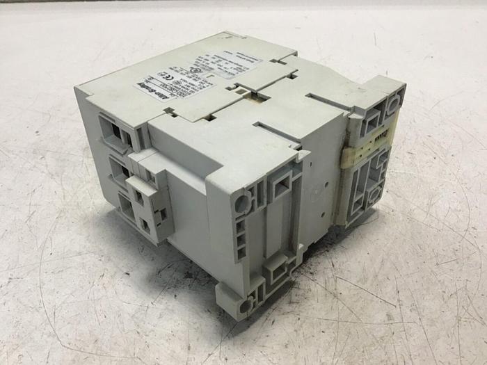Used ALLEN BRADLEY Contactor 100-C60.00 SER B Used