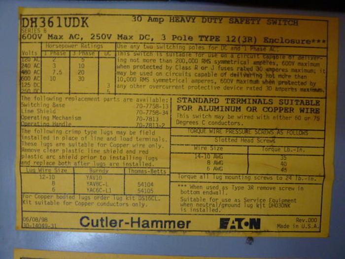 Used CUTLER HAMMER 30 Amp Safety Disconnect Switch DH361UDK #36051