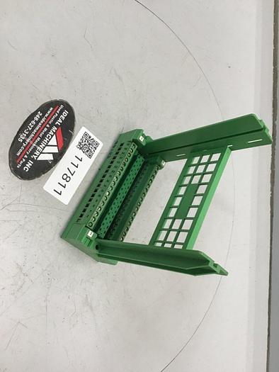 Used PHOENIX CONTACT Plug-In Card Block Holder SKBI32D #117811