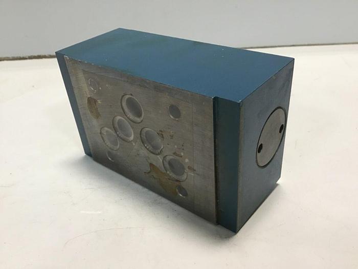 Used BOSCH Check Valve 0 811 020 027 Used