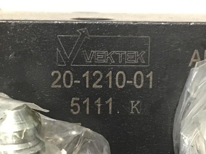 Used VEKTEK Block Cylinder 20-1210-01 #112827