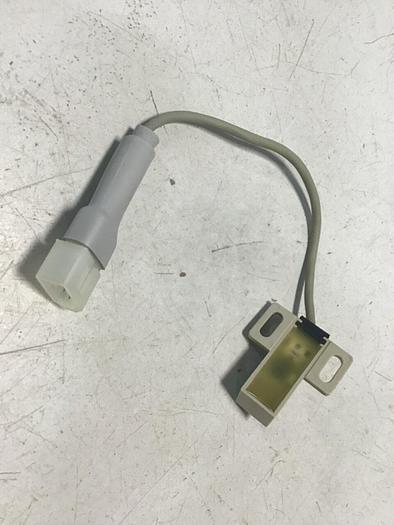 Used FUJI ELECTRIC Proximity Switch PE-B4D3 Used