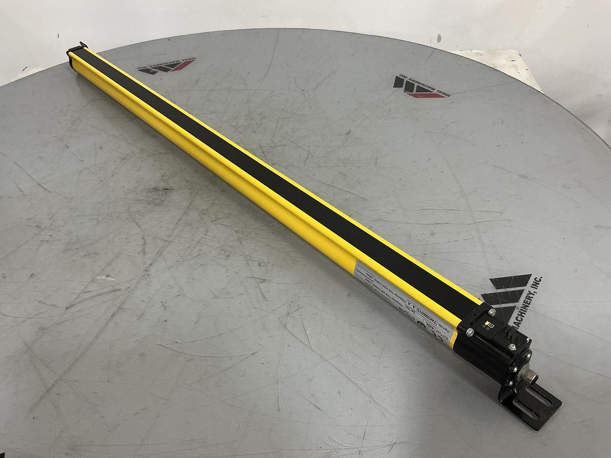 Used ALLEN BRADLEY T4K0960YD SER A