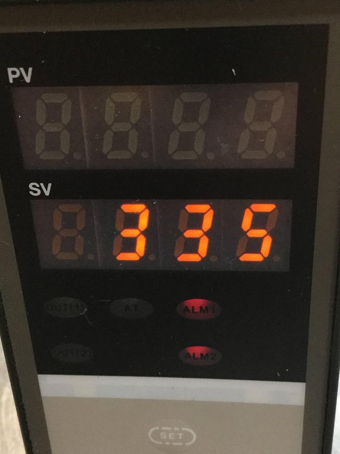 Used RKC Temperature Control REX-C400FK03VAB USED