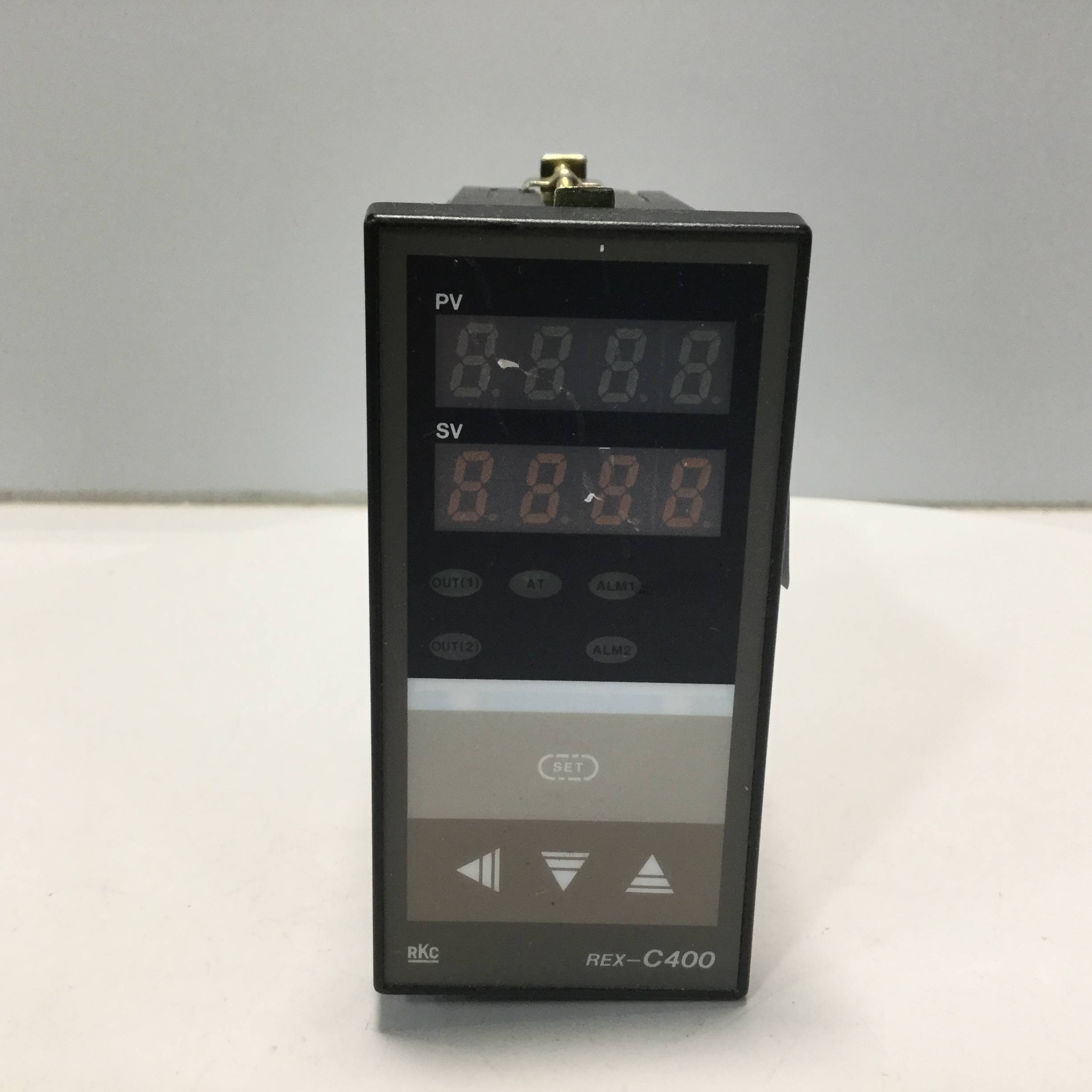 Used RKC Temperature Control REX-C400FK03VAN USED