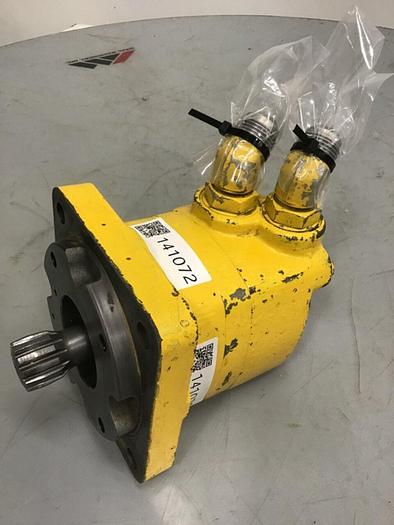 Used CHAR LYNN Hydraulic Screw Motor 111 1037 004 Used