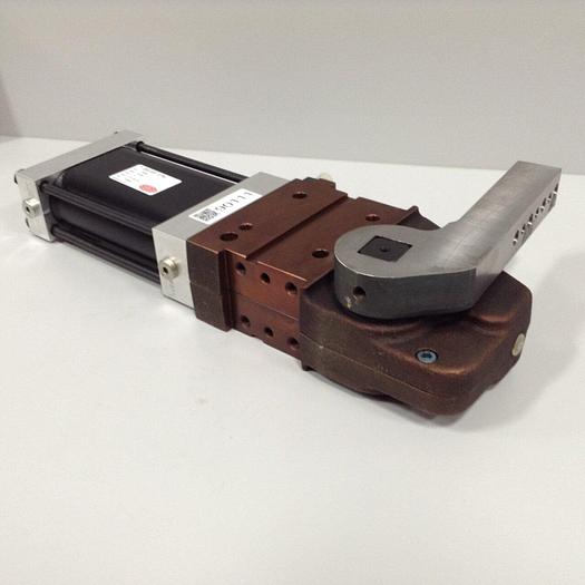 Used DESTACO Clamp 82G8N-412C91-131190B #90111
