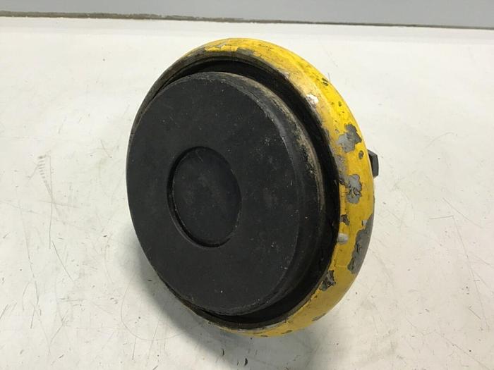 Used GENERIC Leveling Mount Pad 6 DIAMETER M/M #122757