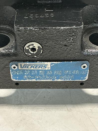 Used VICKERS DG4V-3S-2A-M-U-HL7-60-EN490