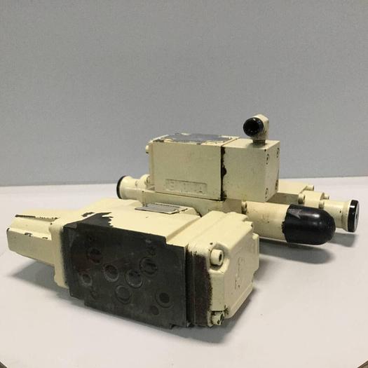 Used REXROTH Valve 4WRZ10W185316A24N9EK4D2M Used