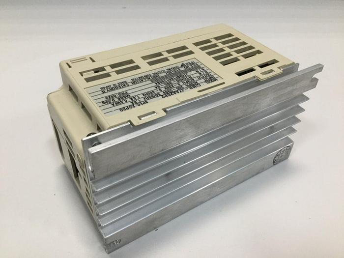 Used YASKAWA VS Mini J7 Drive CIMR-J7AA20P2 #103750