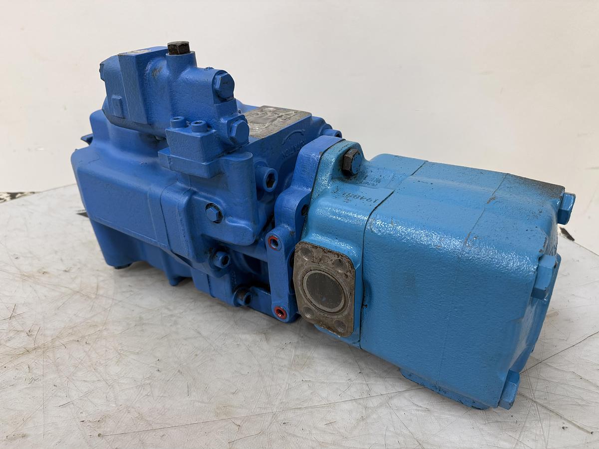 Used VICKERS PVH131QP-35V30R-02-305866