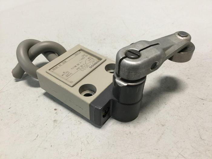 Used OMRON Limit Switch D4C-9033 #104239