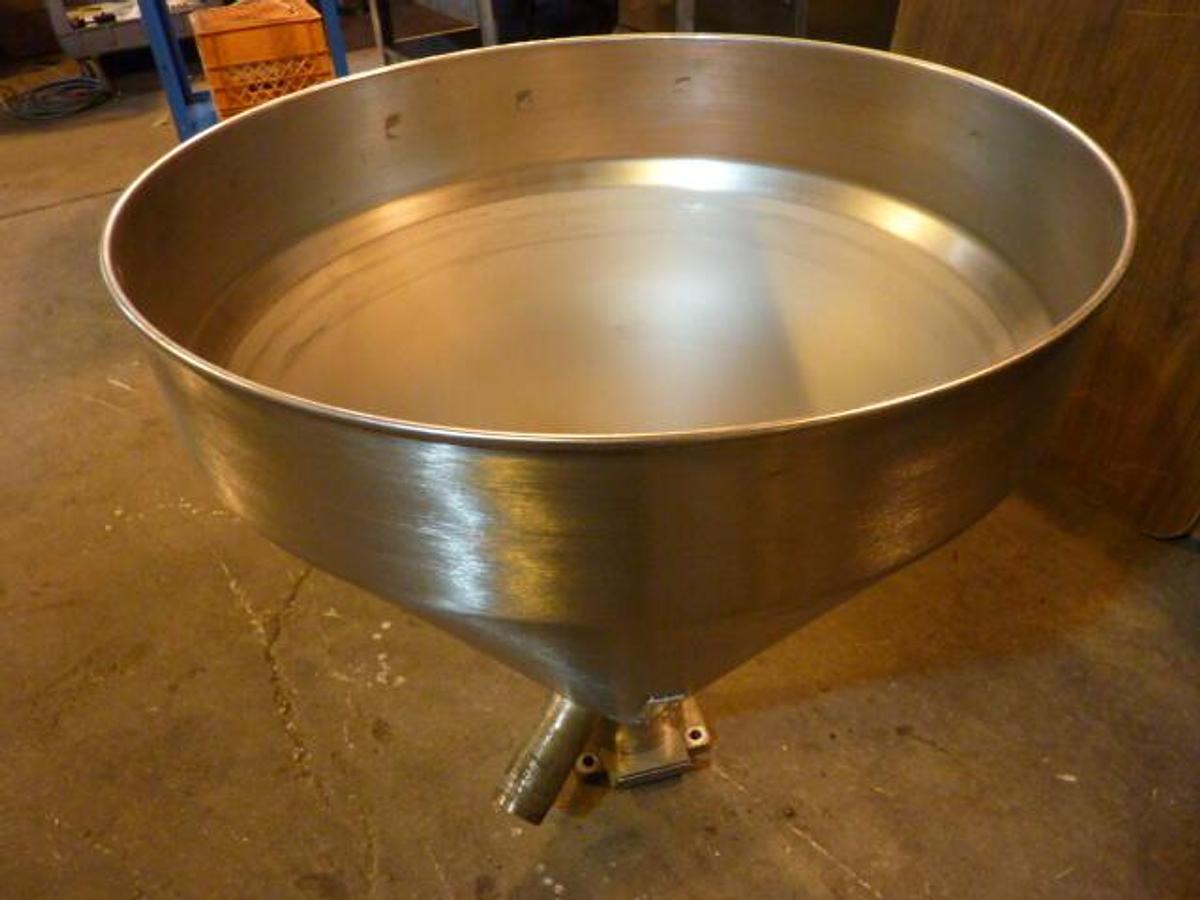 Used METAL FABRICATOR STAINLESS STEEL USED #37781