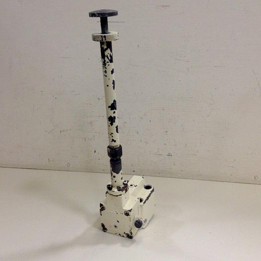 Used VICKERS Relief Valve TCG2003BY11ST12 #74192