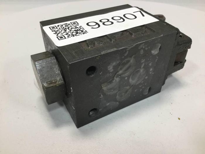 Used YUKEN Directional Valve DCG-01-2B3-Y-4008 #98907