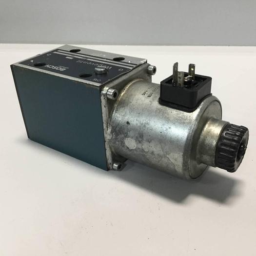 Used BOSCH Valve 0 810 001 008 #91449