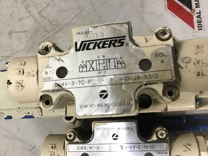 Used SPERRY VICKERS Valve DG4V32APLT10JAS310 #135551